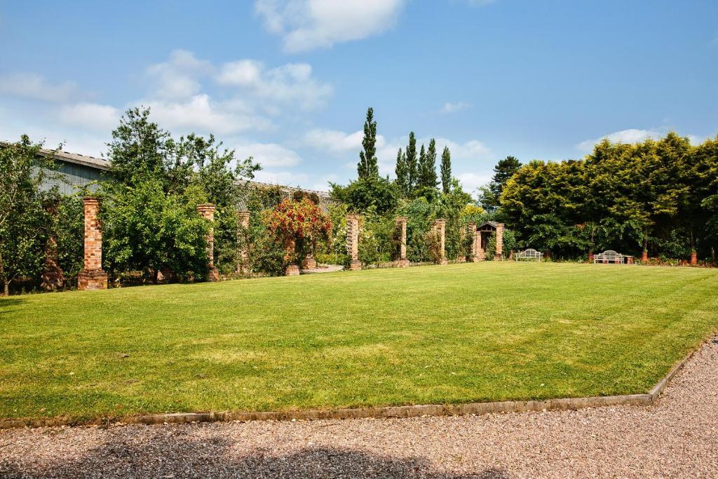 Willington Hall Hotel Tarporley Exterior foto
