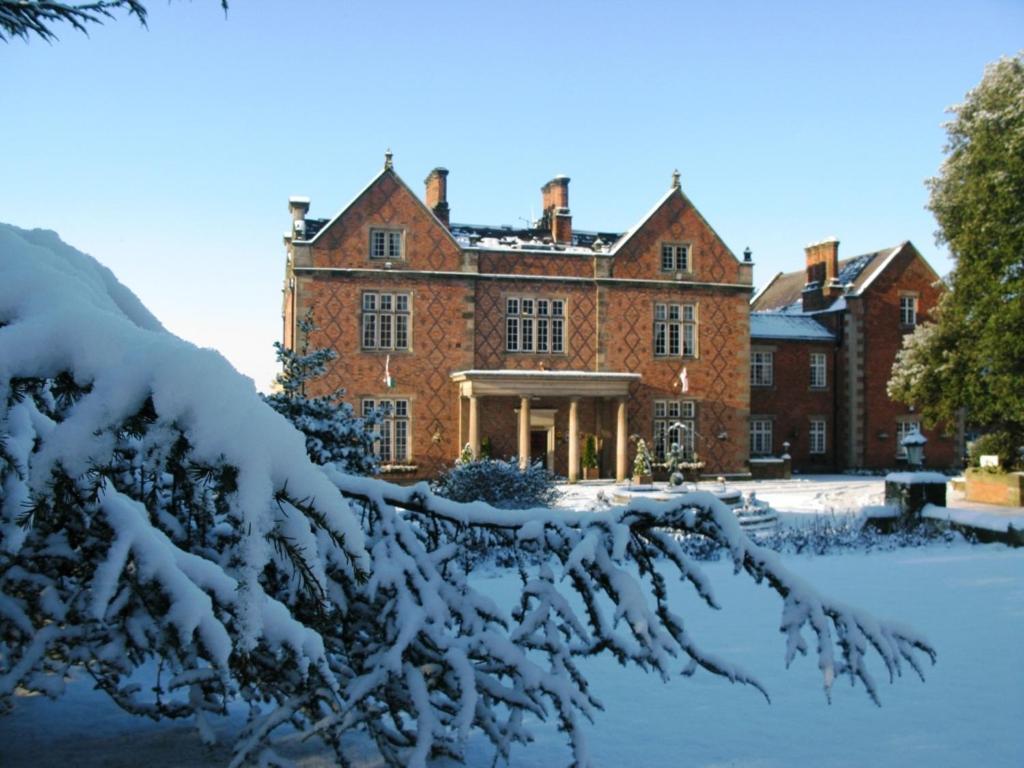 Willington Hall Hotel Tarporley Exterior foto