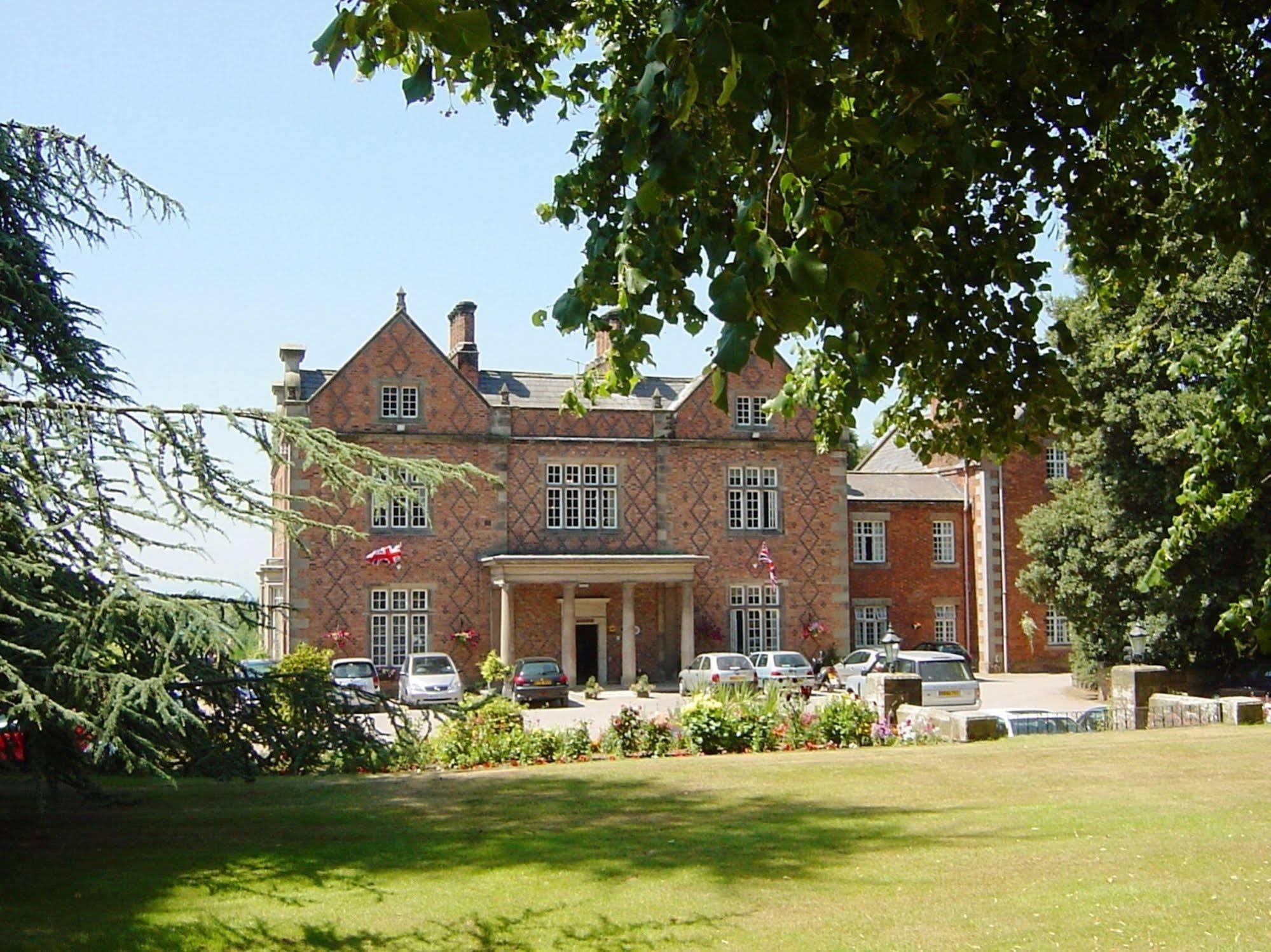 Willington Hall Hotel Tarporley Exterior foto